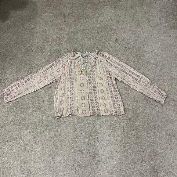 No Boundaries Blouse - Picture 1 of 6
